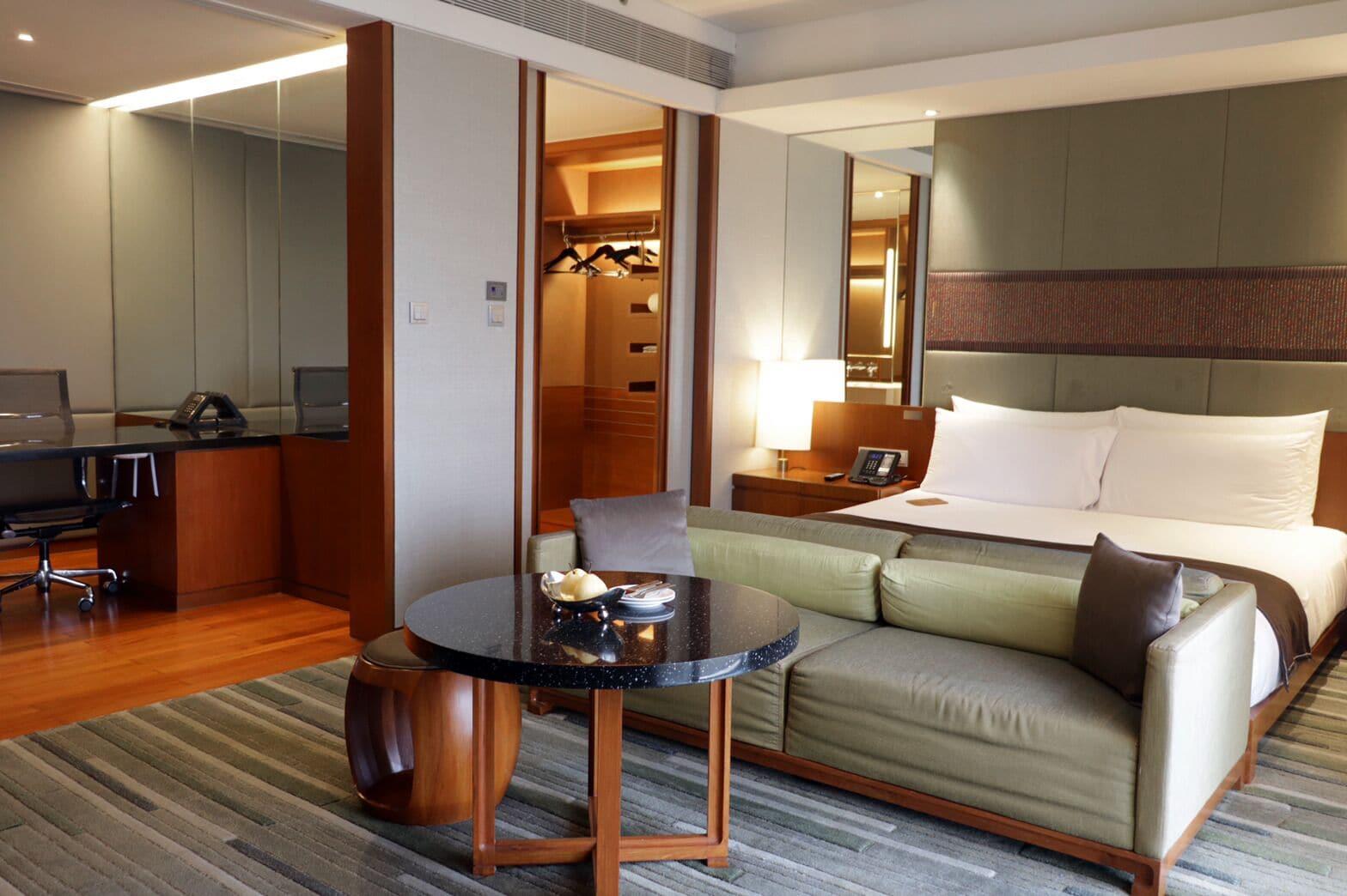 Hansar Bangkok Hotel Екстер'єр фото