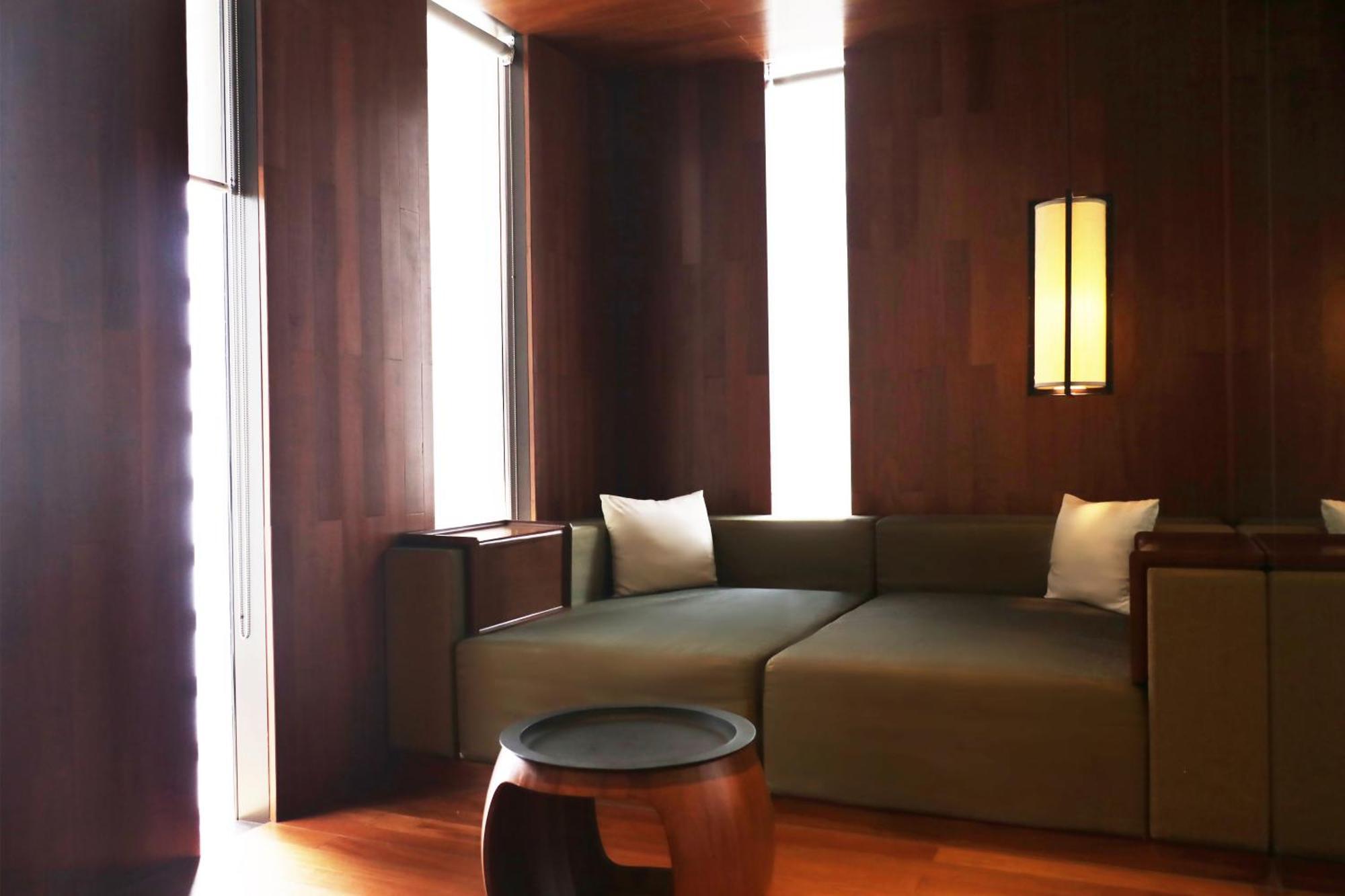 Hansar Bangkok Hotel Екстер'єр фото