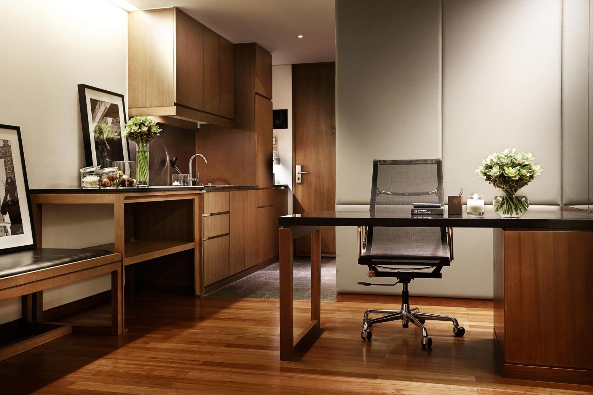 Hansar Bangkok Hotel Екстер'єр фото